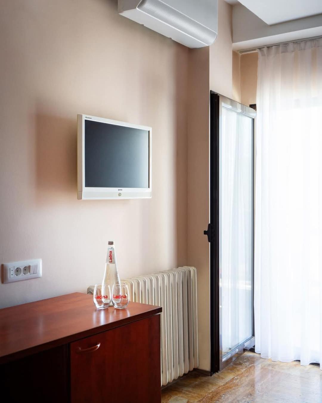Hotel Sileks Охрид Екстериор снимка