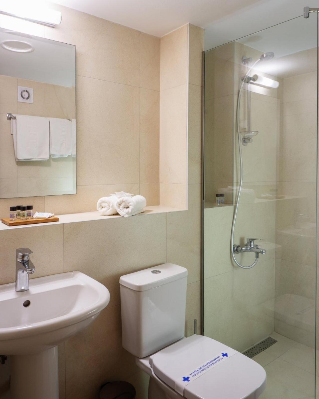 Hotel Sileks Охрид Екстериор снимка